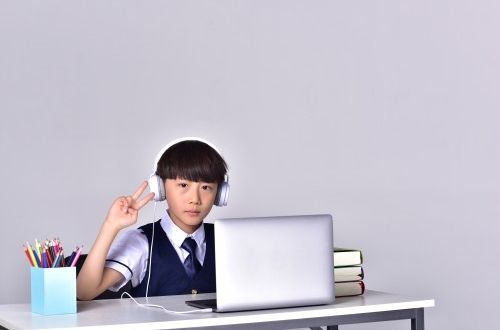 沈陽(yáng)線上答題小程序開(kāi)發(fā)讓考核更容易