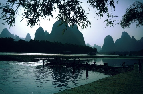 ERP系統(tǒng)是實(shí)施流程的標(biāo)準(zhǔn)化的步驟